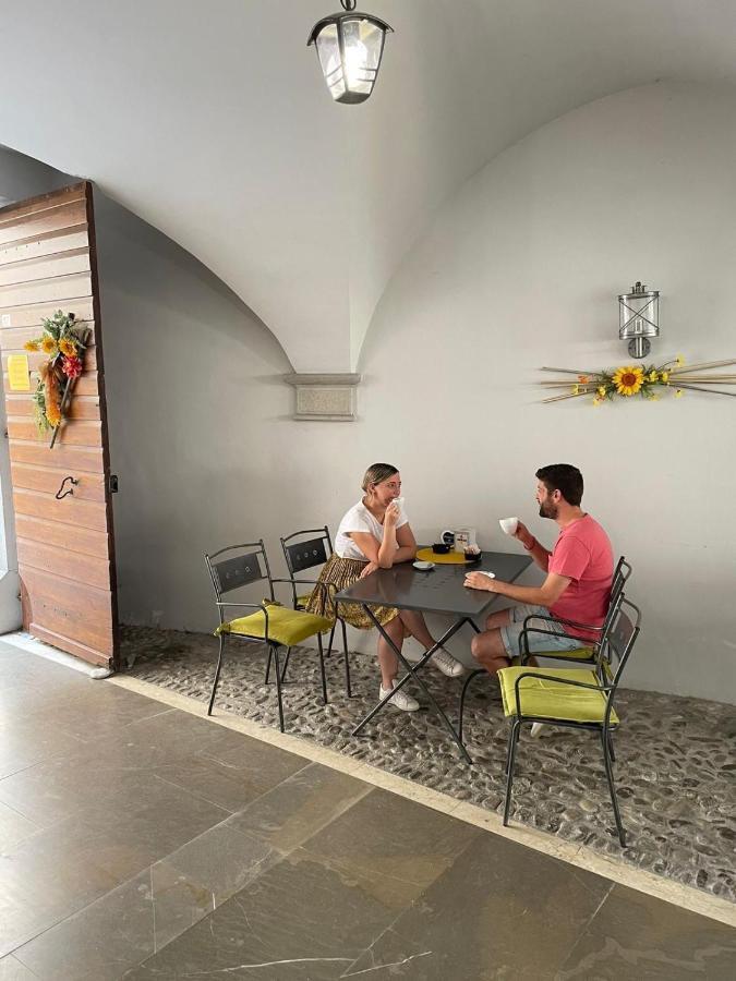 Affittacamere Da Andre E Mary Venzone Bagian luar foto